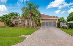 2450 SE Whitehorse Street, Port St Lucie, FL 34984