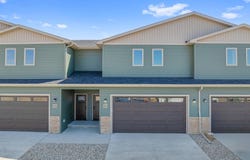 4013 Crossing St SW, Minot, ND 58701