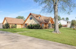 2600 W Sunset Dr., Orange, TX 77630