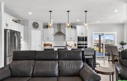 12368 Windsor Drive, Papillion, NE 68046