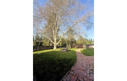 1400 Davis Place Rd, Mt Shasta, CA 96067