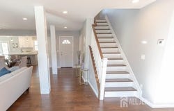 25 4th Place, Piscataway, NJ 08854