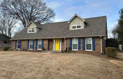 405 Nottingham Rd, Florence, AL 35633