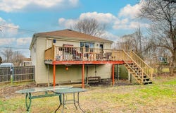 132 Maple Avenue, Middletown, RI 02842