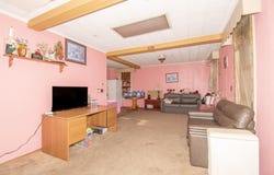 504 McLean Street, Ligonier, IN 46767-2232