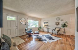 4306 W 78th Terrace, Prairie Village, KS 66208