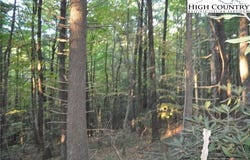 Sampson Road, Lenoir, NC 28645