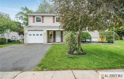 56 Ferris Road, Edison, NJ 08817