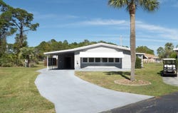 1009 DeWitt, Sebring, FL 33872