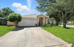 8125 Chamizal Drive, Fort Worth, TX 76137