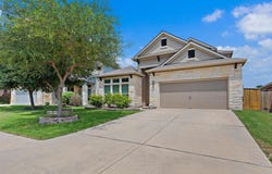 912 Isaias Dr, Leander, TX 78641