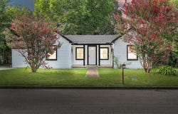 301 E Craven Avenue, Lacy Lakeview, TX 76705