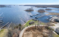 11 Billington Avenue, South Kingstown, RI 02879