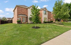 1648 Kings View Drive, Frisco, TX 75036