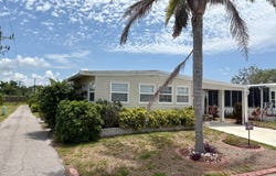 458 Zacapa, Venice, FL 34285