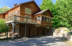 29 Ironwood Way, Saranac Lake, NY 12983