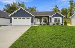 7018 Hollkamp Way, Sellersburg, IN 47172