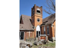 190 W WAYNE Street, Laketon, IN 46943
