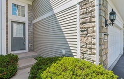 337 Devoe Drive, Oswego, IL 60543