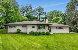 1887 Ansal Drive, Rochester Hills, MI 48309