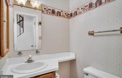 9 GARLAND COURT, CARLISLE, PA 17013