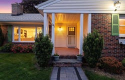141 Weetamoe Drive, Warwick, RI 02888