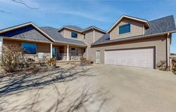 807 Timothy Drive SE, Stewartville, MN 55976