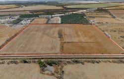166 Lowe Rd, Quemado, TX 78852