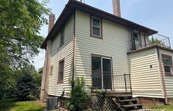250 Center Road, Bedford, OH 44146