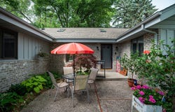 5606 Richwood Ln, Racine, WI 53402