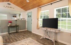 193 Laurel Hollow Rd, Clinton, TN 37716