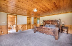 5621 Schustrich Road, Mantua, OH 44255