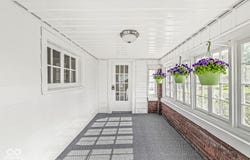 2020 N B Street, Elwood, IN 46036