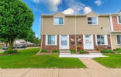 11401 Messmore Rd, Macomb Twp, MI 48317