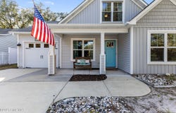 117 NE 19th Street, Oak Island, NC 28465