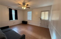 305 E Thornton Street, Three Rivers, TX 78071