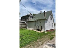 834 S 18 Street, St Joseph, MO 64507