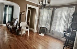 3735 W Kilbourn Ave, Milwaukee, WI 53208