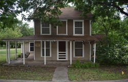 302 N Erath Street, Meridian, TX 76665