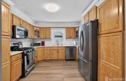 1183 W 8th Street W, South Plainfield, NJ 07080
