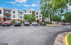 8374 BUTTRESS LANE, MANASSAS, VA 20110