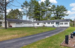 1100 DRAGER RD, Eagle River, WI 54521