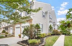 32 CARTER LANE, MARLTON, NJ 08053