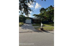 360 Mirandy Avenue, Merritt Island, FL 32952