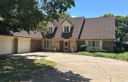 808 Juniper Avenue, Idalou, TX 79329