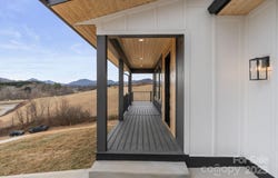 16 Lawson Ridge Road, Leicester, NC 28748