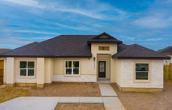 3222 Ethel Dr, Eagle Pass, TX 78852