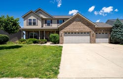 3914 Brookline Lane, Bloomington, IL 61705
