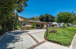 2719 Hollister, Glendale, CA 91206