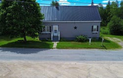 20 Cottage Street, Milbridge, ME 04658